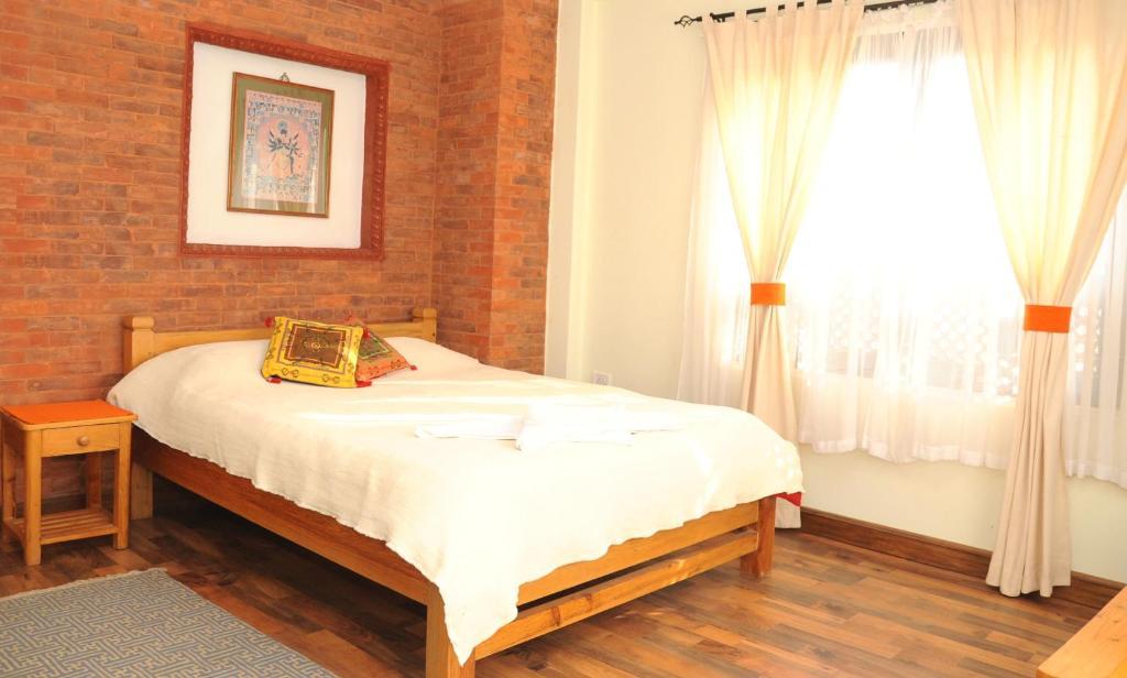 Sampada Inn Pokhara Room photo