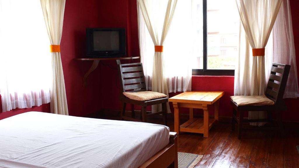 Sampada Inn Pokhara Room photo